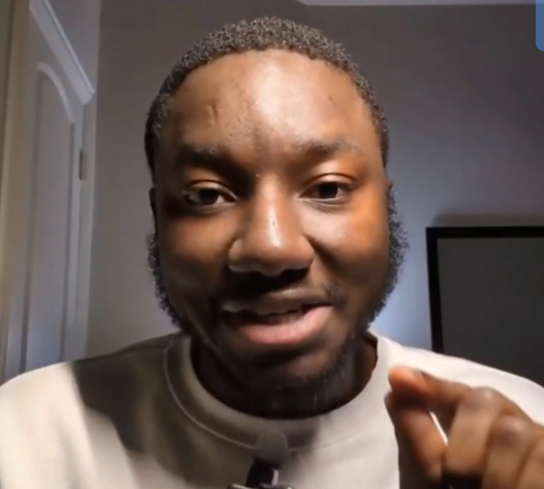 MR PRAISE